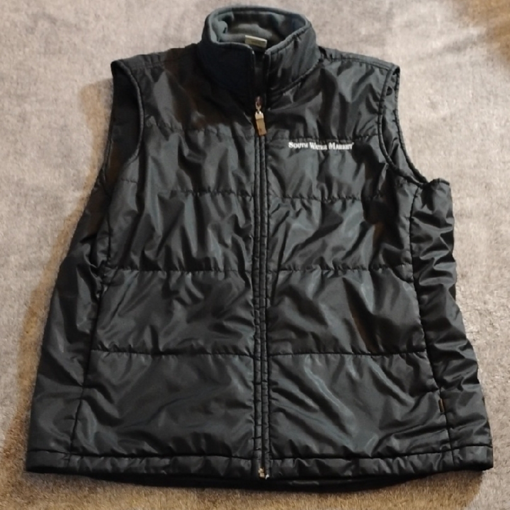 Alo Puffer Vest With Aftermarket Logo